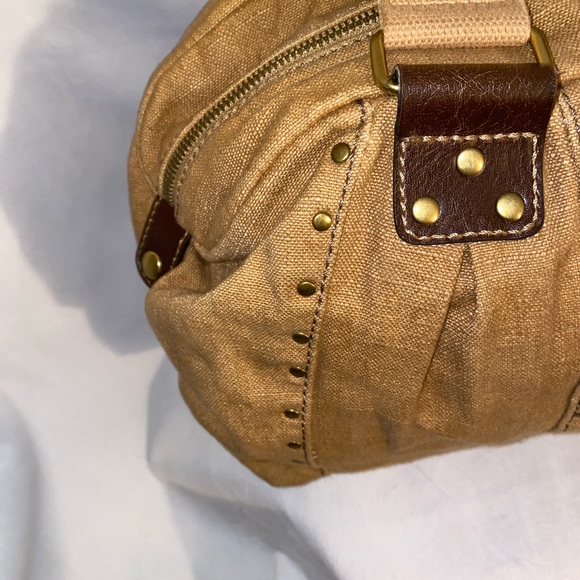 Fossil Shoulder Bag with sunglasses case included - Picture 7 of 10